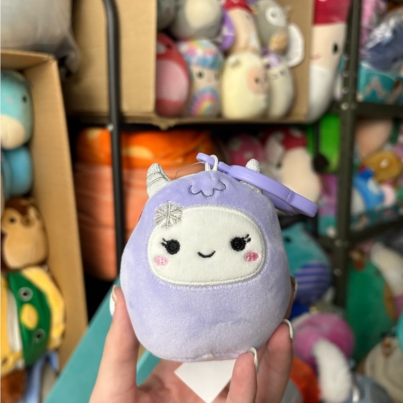 Squishmallows Accessories - Lunasha the purple yeti squishmallow clip NWT 3in christmas edition